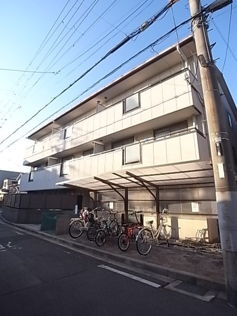 メゾン南塚口の外観