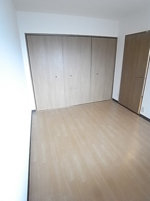 メゾン南塚口