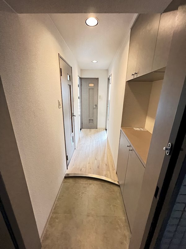 サウスフレアの玄関