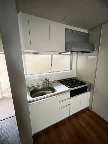 恒風園マンションのキッチン