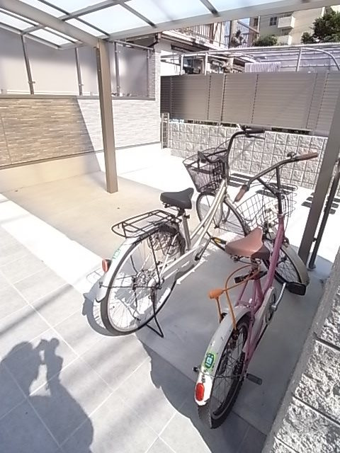 CoLaBo甲子園高潮の外観