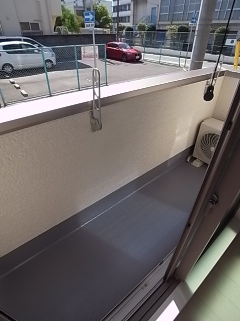 フジパレス西宮戎Ⅲ番館のバルコニー