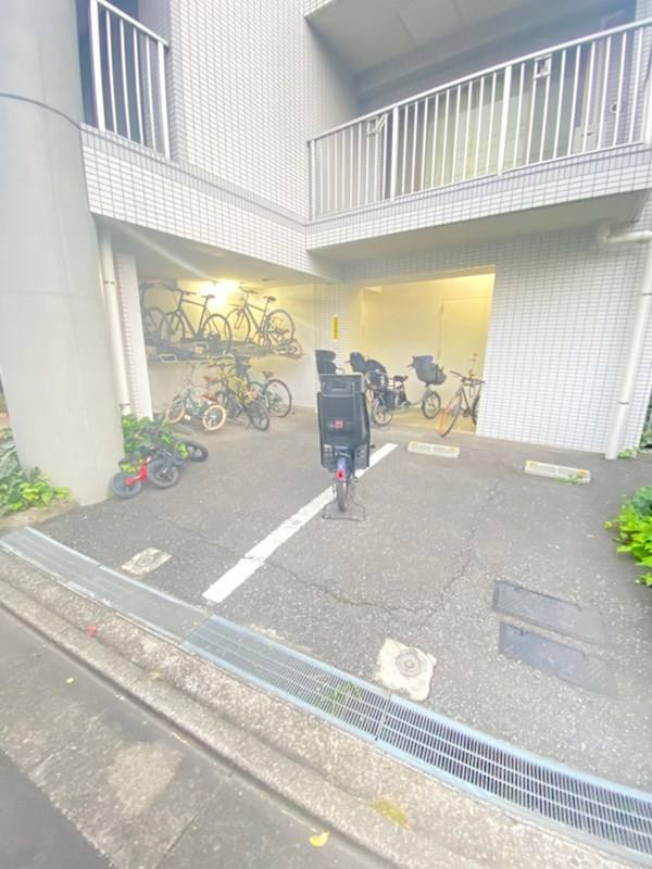 メゾン・ド・中目黒のその他共用部分