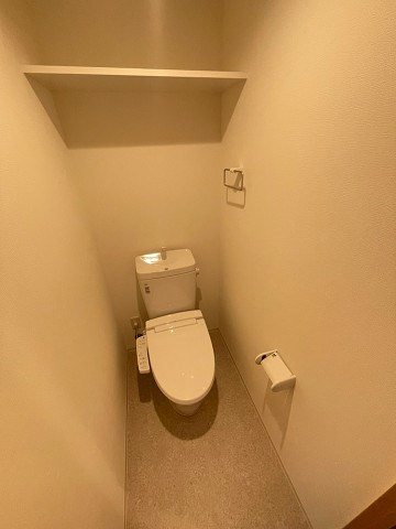 レゾナンス西宮北口のトイレ