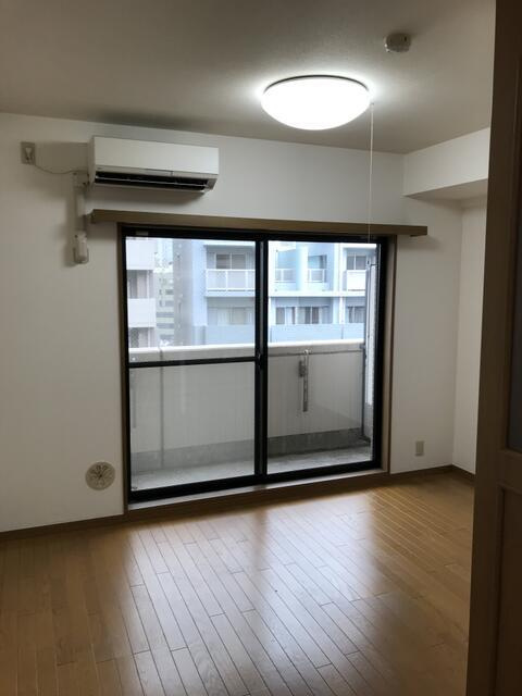 インフィニティ渋谷山手の居間・リビング