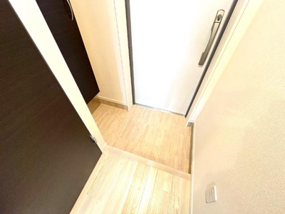 【玄関】 | シェトワはつしば | 玄関