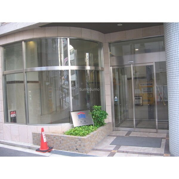 サンメゾン谷町セイスアヴェニーダのエントランス