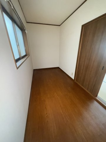 戎町５丁目貸家（東側）の寝室