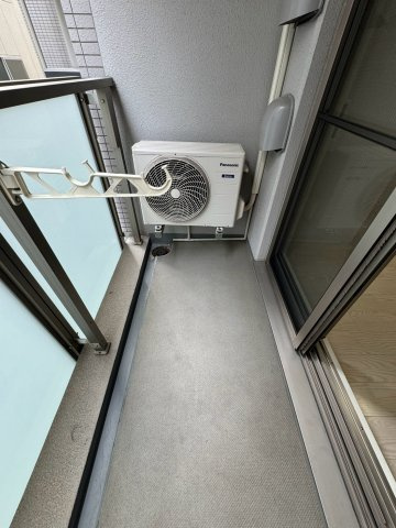 ルクレ難波のバルコニー