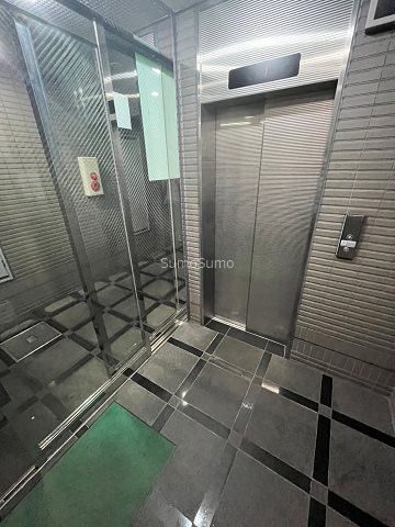 ヴァンシス難波南のロビー