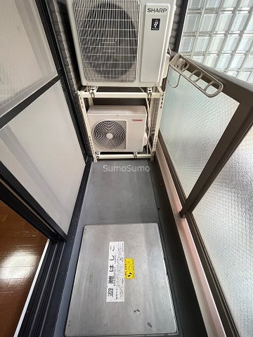 ヴァンシス難波南のバルコニー