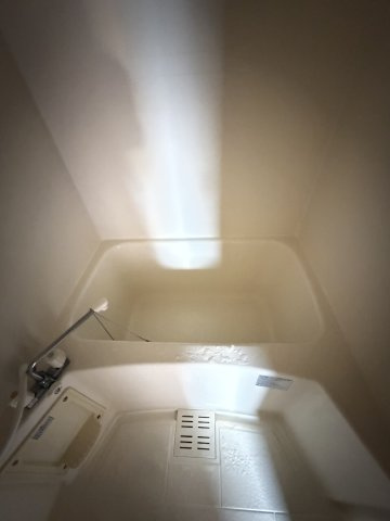 神戸市灘区六甲町５丁目の賃貸マンションの浴室