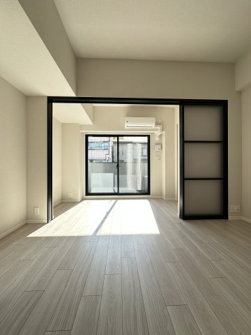S-RESIDENCE難波西alterの居間・リビング