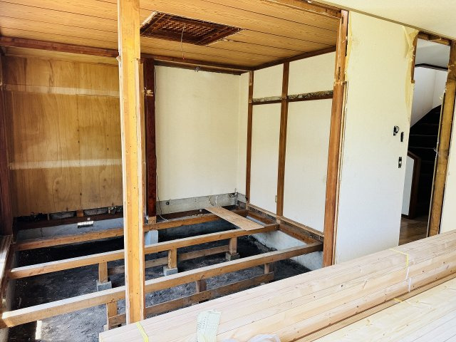 八王子市　大谷町　中古戸建ての内装|～現在リフォーム中、詳細は当社までお気軽にお問合せ下さい～