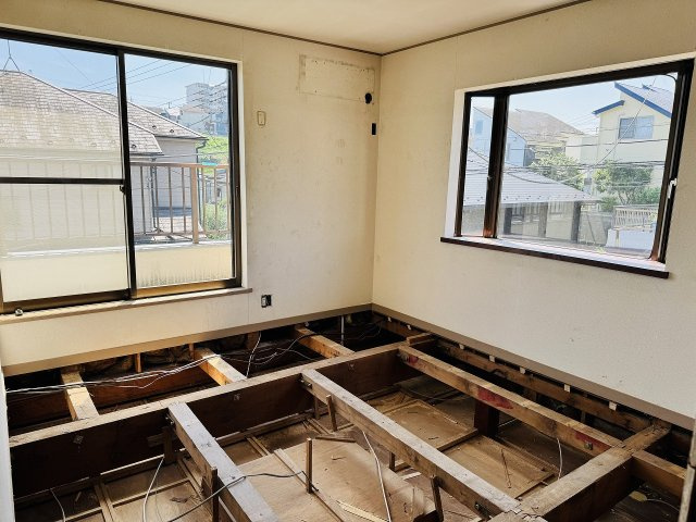 八王子市　大谷町　中古戸建ての洋室|～現在リフォーム中、詳細は当社までお気軽にお問合せ下さい～