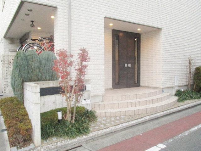 ベルティス武蔵小山のエントランス