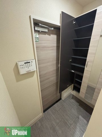 レユスィールの玄関