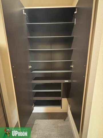 レユスィールの玄関
