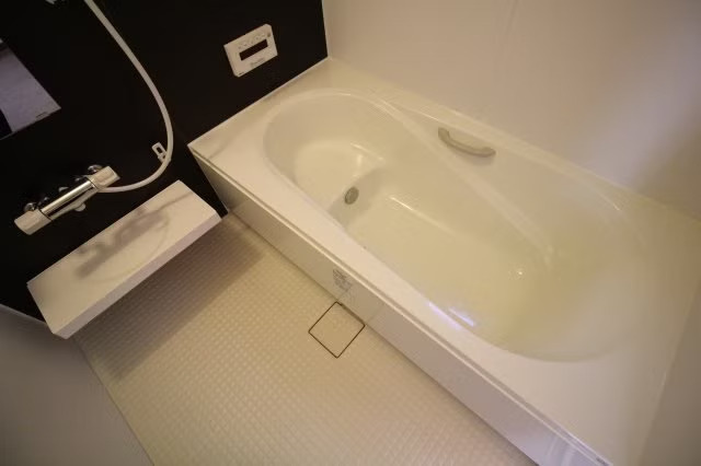 厚生町貸家　Bの浴室