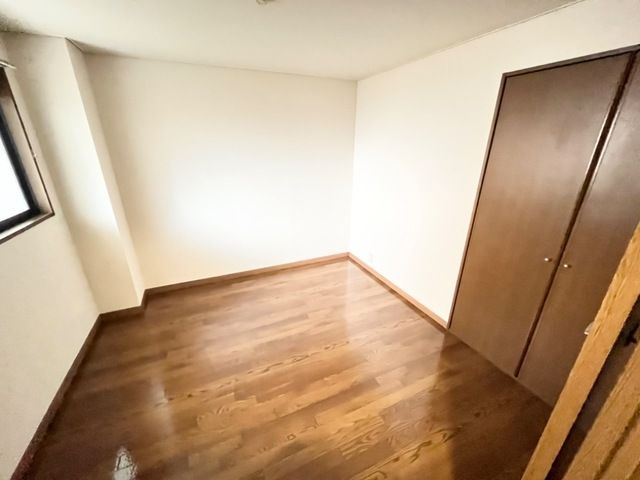 エクセル９の洋室