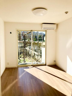 【居間・リビング】 | PLUSH-GARDEN　SPACE