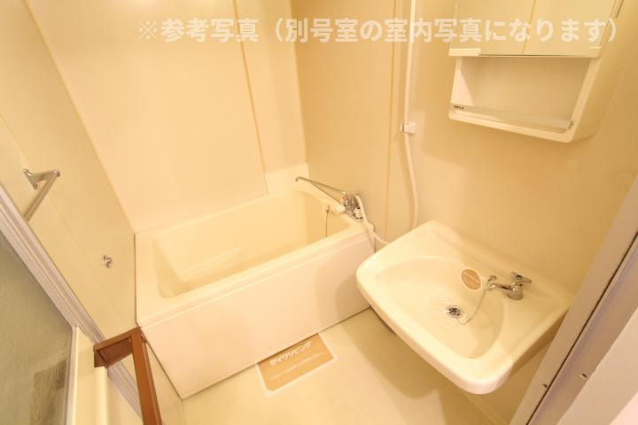 プレジール稲垣の浴室