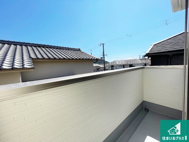 神戸市須磨区緑が丘　第3期　新築一戸建てのバルコニー|ワイドバルコニーは洗濯物を干すスペースが広いのでご家族が多くても安心！