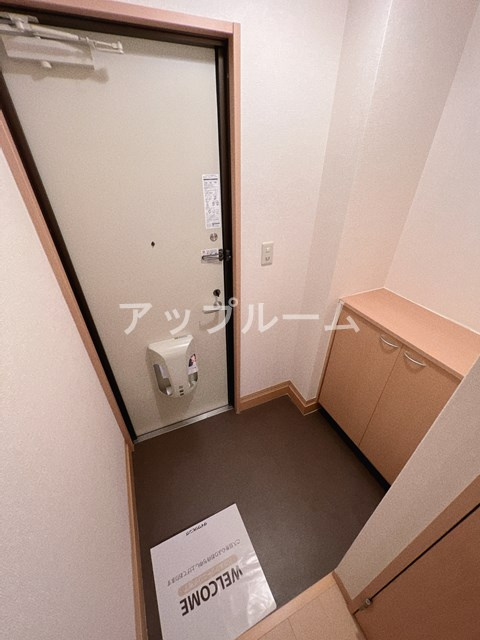 アヴニール大手の玄関
