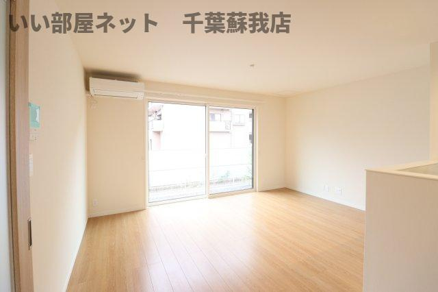 エクセルSAITAの居間・リビング|こちらのリビングで趣味の時間をお楽しみください