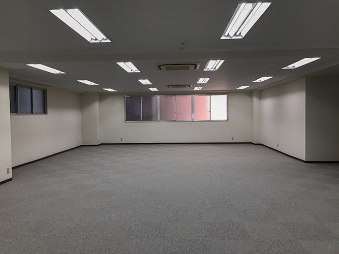 栄イーストビル