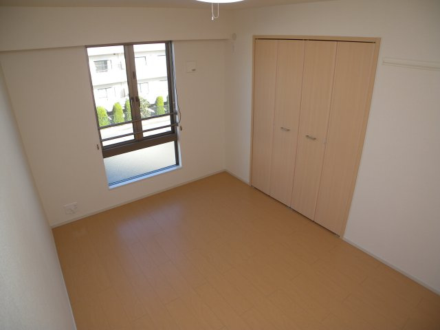 ポレール伊川Ⅲの寝室