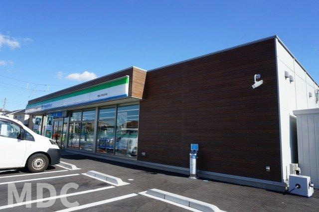徳島市八万町新貝のアパートの周辺|ファミリーマートさんまで600m