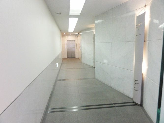 錦ＨＯＴＥＩビル