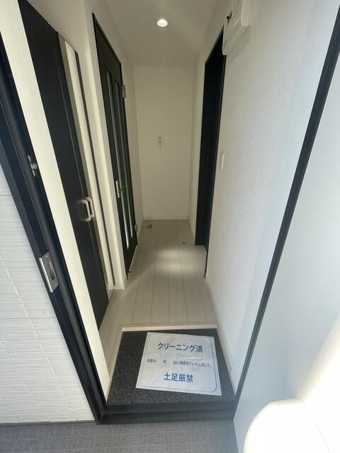 Ｗｅｓｔ　Ｌａｇｏｏｎ霞ヶ丘の玄関