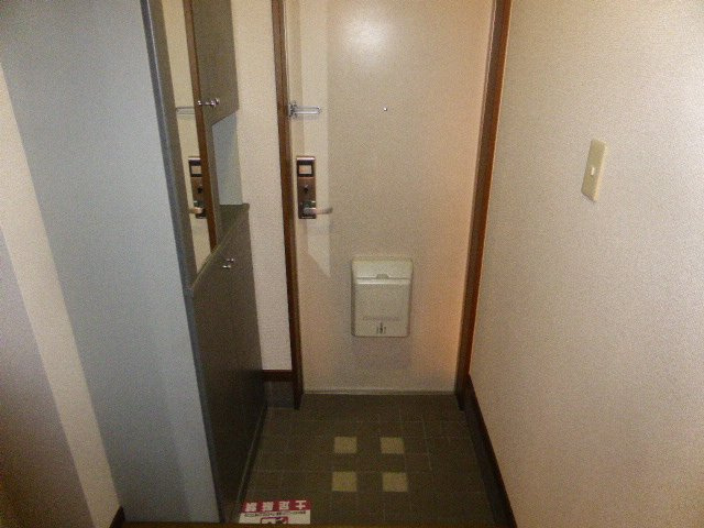 ハピネスサイトウの玄関|玄関（イメージ）