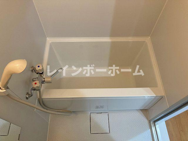 幸ハイツの浴室