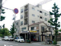 城内マンションの外観