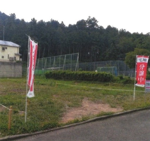 あきる野市雨間　宅地分譲　全2区画の前面道路含む現地写真