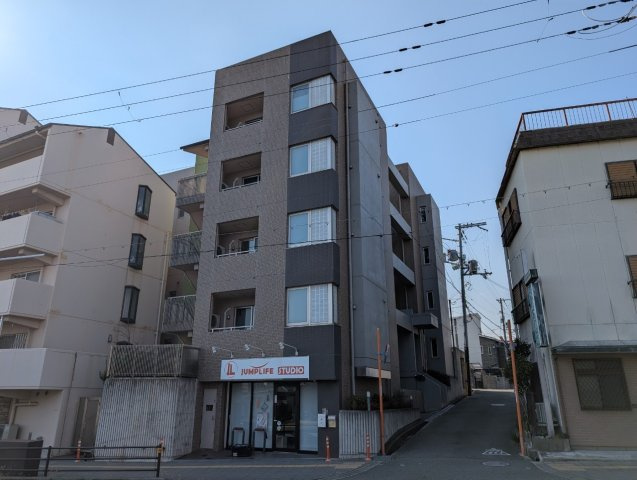 プレシェルトの外観
