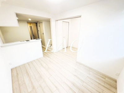 【居間・リビング】 | ＫＥＩＡＩ　ＲＥＳＩＤＥＮＣＥ　秋津 | 洋室のお部屋です。