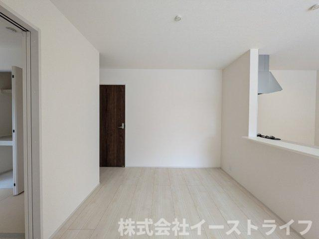 【新築戸建】　(予約あり)　いわき市常磐上湯長谷町第3　全2棟　長期優良住宅のダイニング|キッチン前のダイニングは配膳も楽にできるので効率的！
