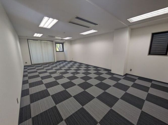 レインボー丸の内