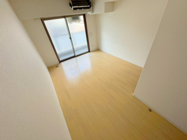 パーラム淡路の居間・リビング