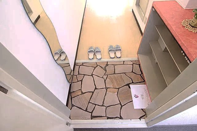 ネオダイキョー塚口の玄関