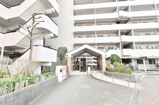 ベルヴィル大宮A棟|■一人ひとりにあった資金計画やプランをご提案致します。「家を買って終わり」ではなく、「買ってからがスタート」と考え、ご提案します。ローンのご相談は私たちにお任せ下さい。