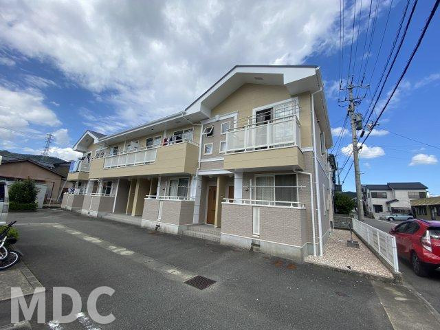 徳島市八万町千鳥のアパート