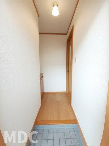 徳島市八万町千鳥のアパートの玄関