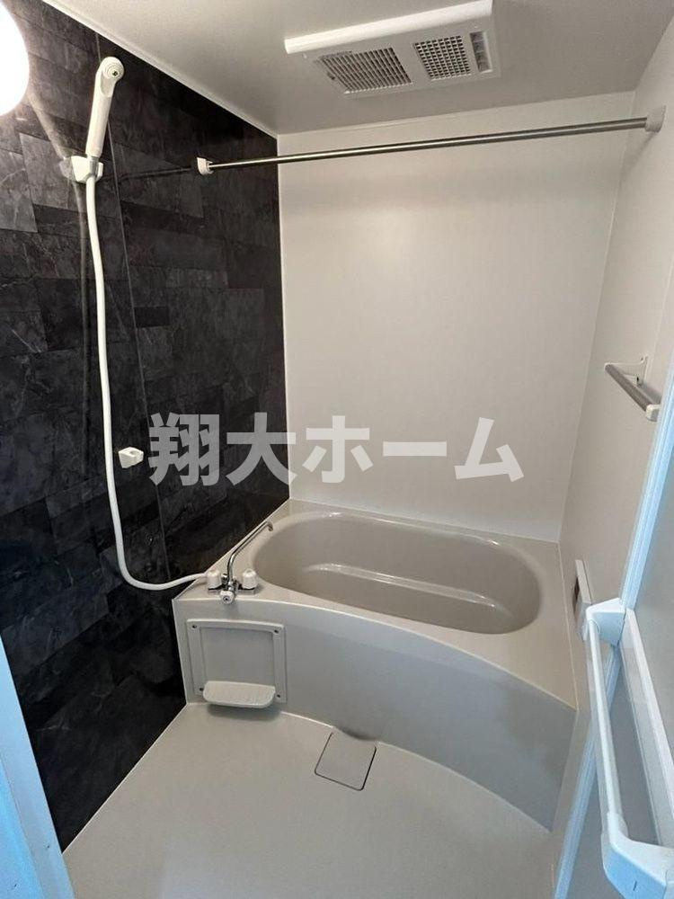 Ｄ’Ｌｕｍｉｅｒｅ東日暮里の浴室