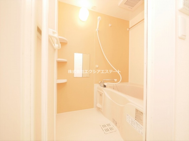 フジパレス長居Ⅵ番館の浴室