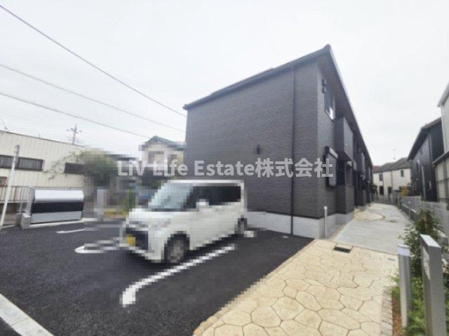 グレイスヴィラ　　　旧）久米川町４丁目アパートの駐車場